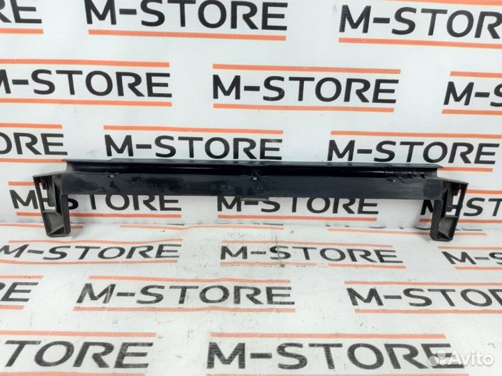 Крепление радиатора Bmw X5 E53 M54B30 2005