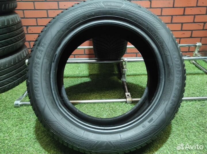 Goodyear Vector 4Seasons 205/55 R16 91V
