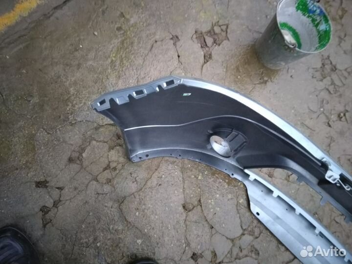 Бампер передний рено сандэро В наличие