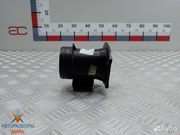 Расходомер воздуха Audi A3 8L 1997 058133471