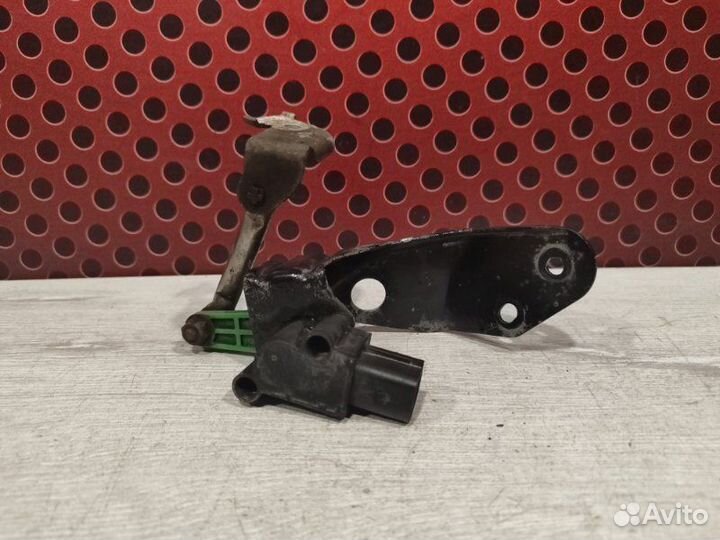 Датчик высоты дорожного просвета Bentley