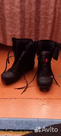 Лыжные ботинки Inovik