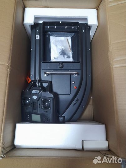 Прикормочный кораблик д16 с gps