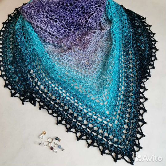 Бактус (платок, шаль, шарф) ручная работа