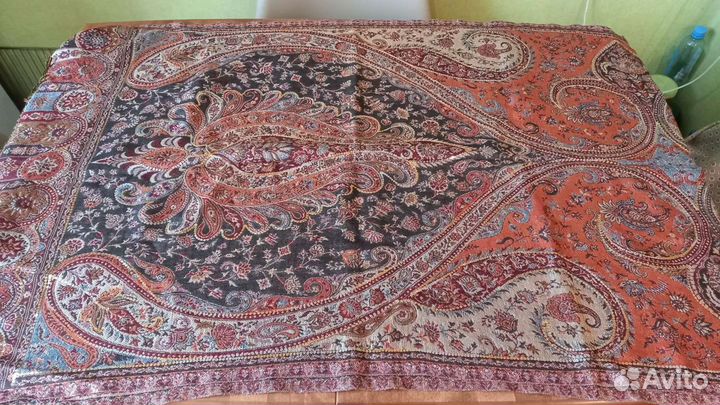 Шарфы и палантины