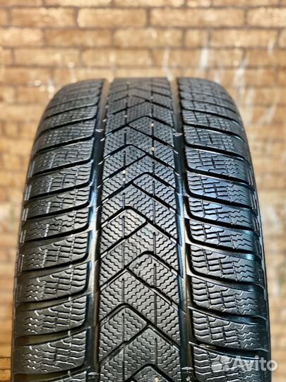 Pirelli Scorpion Winter 275/40 R21