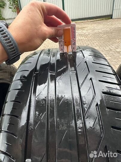 Bridgestone Turanza T001 235/55 R17