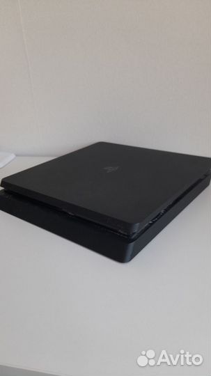 Sony playstation 4 slim 1tb + 2 геймпада