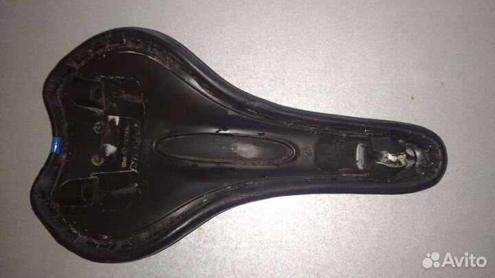 Седло велосипедное