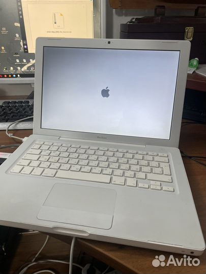 Macbook 13 a1181 2007