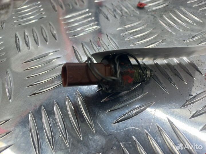 Датчик для Volkswagen Passat 6