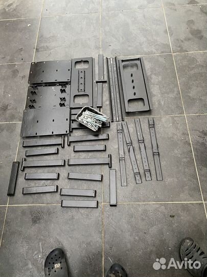 Косынки металлические для телевизоров крепление