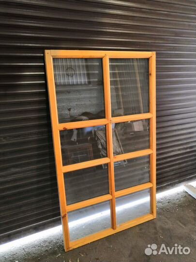 Оконная рама деревянная