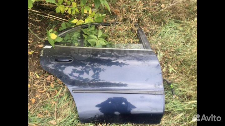 Дверь задняя правая на toyota sprinter AE100