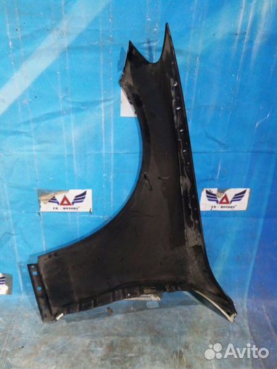 Крыло правое переднее правое Mercedes C-Class W205