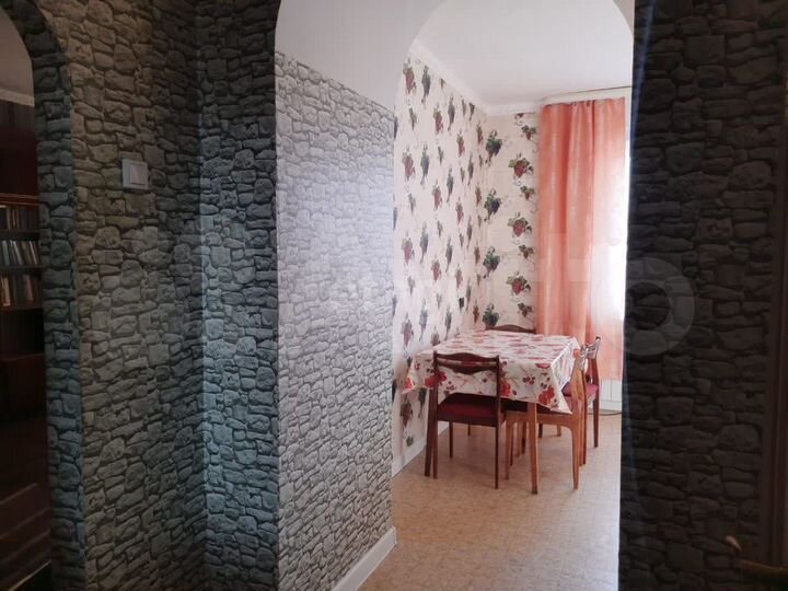 1-к. квартира, 37 м², 9/9 эт.