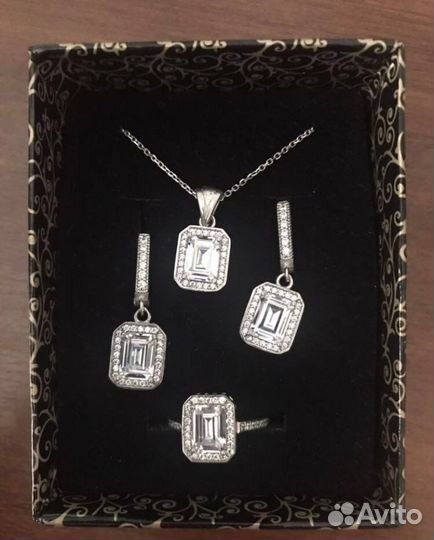 Колье,кольцо,серьги (серебро)