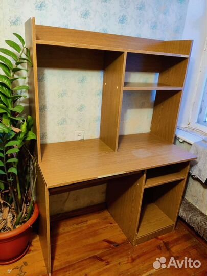 Компьютерный столик