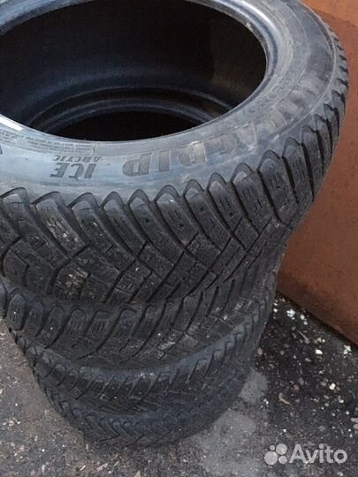 Goodyear Cargo Ultra Grip 205/55 R16