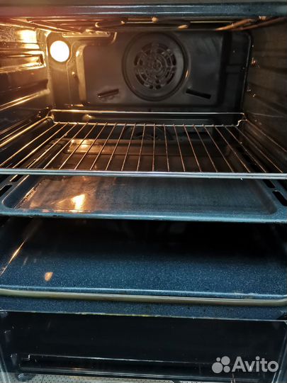 Духовой шкаф