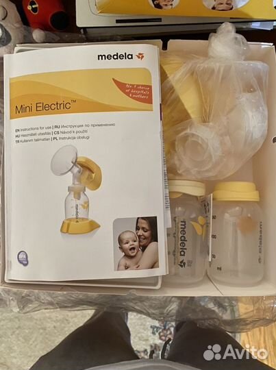 Молокоотсос электрический mini medela