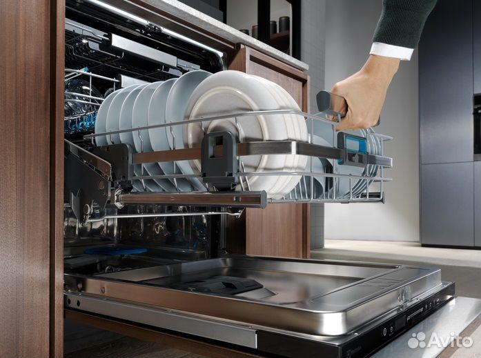 Electrolux EEC 967300 L Новая