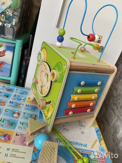 Развивающий бизиборд