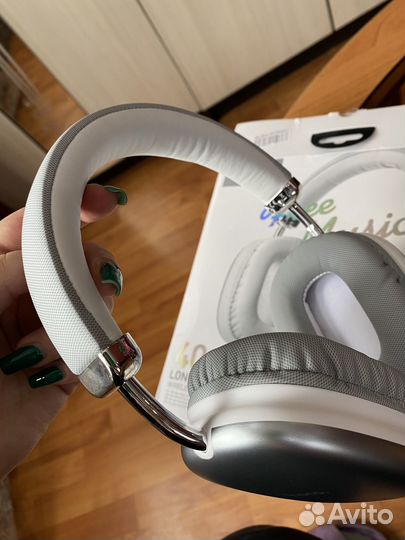 Беспроводные наушники