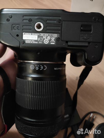 Зеркальный Canon EOS 550D EF-S 18-135 IS Kit