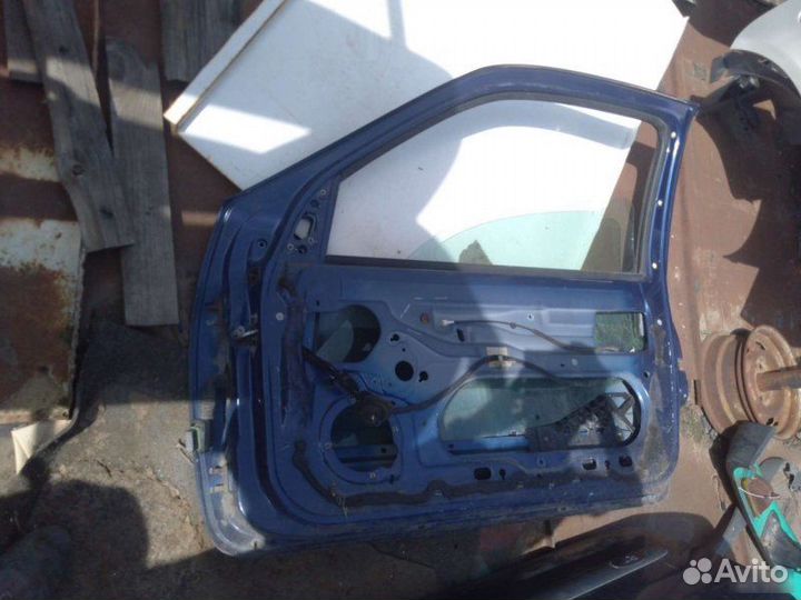 Дверь Renault Clio
