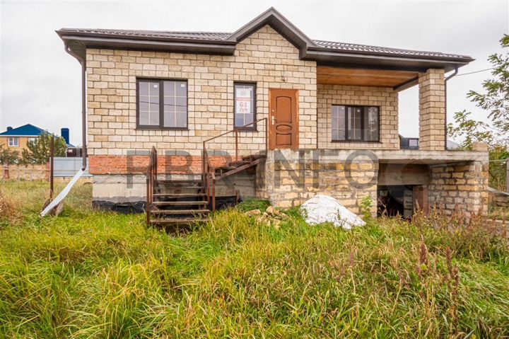 Дом 214,9 м² на участке 5,2 сот.