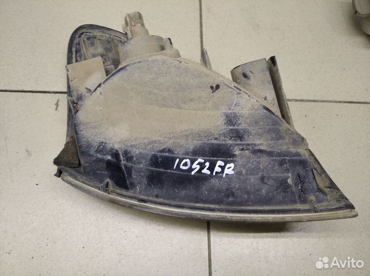 Указатель поворота правый Land Cruiser (100) 1998