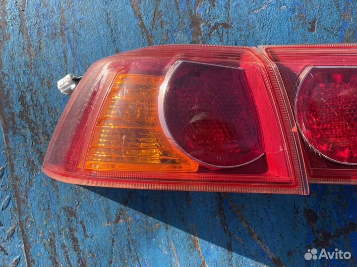 Фонарь задний Lancer 10