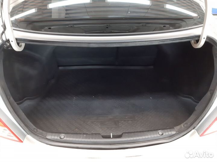 Hyundai Solaris 1.6 AT, 2013, 167 500 км