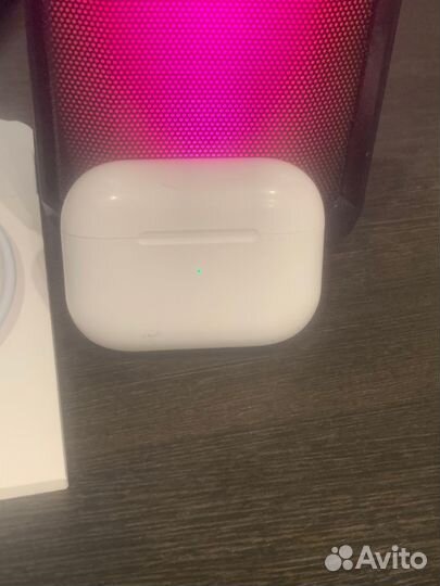 Наушники Airpods pro