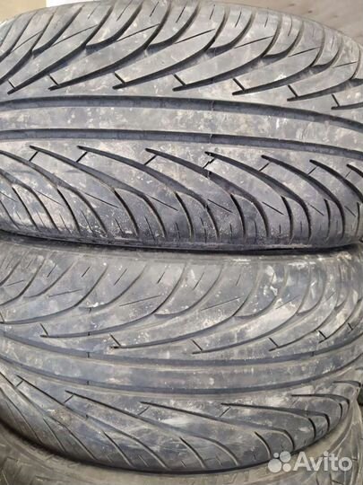 Nankang NS-2 215/35 R18