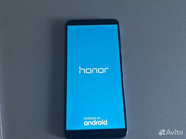 Телефон Honor 7x 4/64