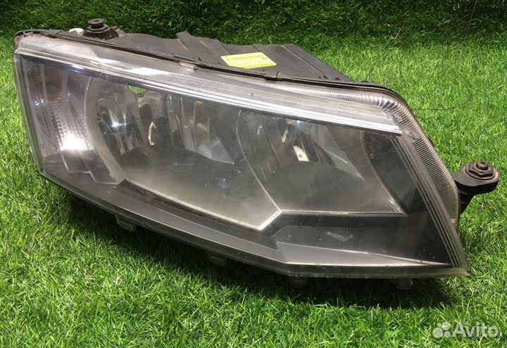 Фара передняя для Skoda Octavia 5E 5E2941016