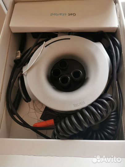 Робот художник Scribit