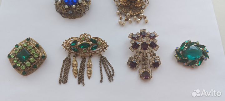 Броши. Винтаж. Чехия