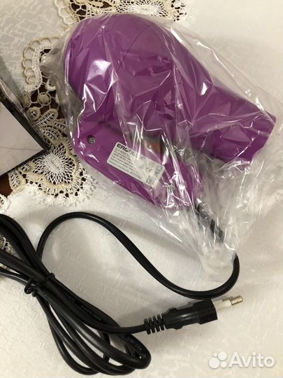 Фен со складной ручкой