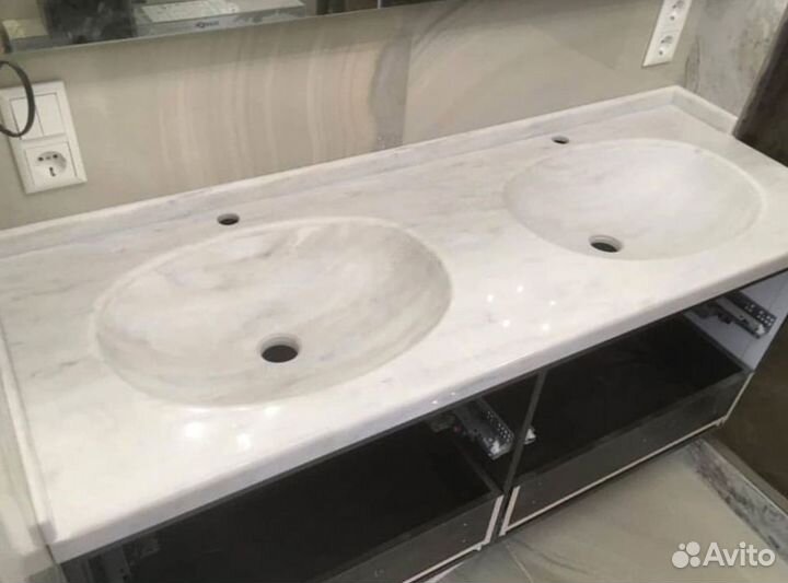 Столешница для ванной из искуственного камня