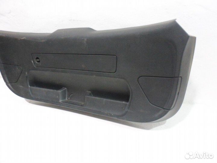 Обшивка крышки багажника Audi A1 2010-2018г