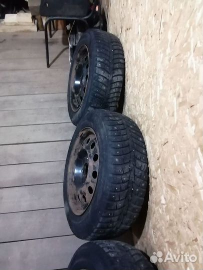 Колеса в сборе R15 зимние 4 *114.3