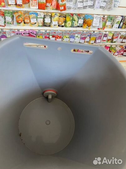 Ведро для поения телят с 1 соской