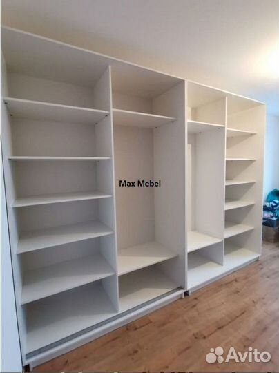 Шкаф купе большой, белый