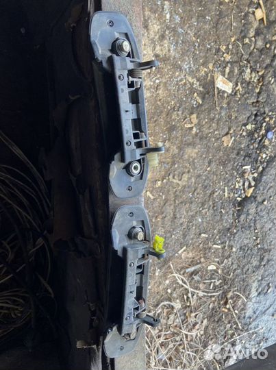 Дверные ручки Митсубиси Паджеро