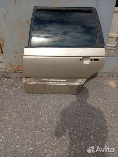 Дверь задняя правая volkswagen passat b3