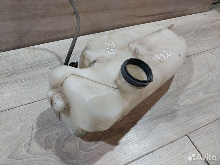 Бачок омывателя Renault Logan 2