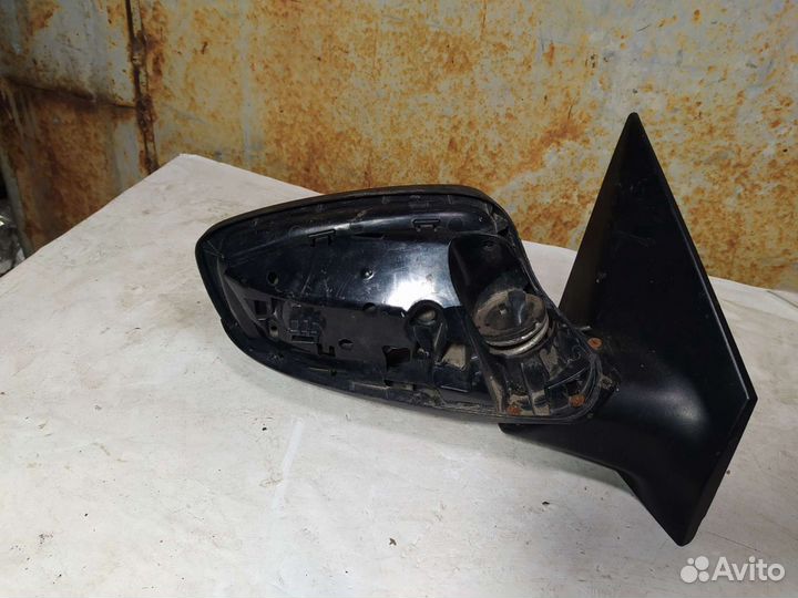 Правое боковое зеркало Hyundai I30